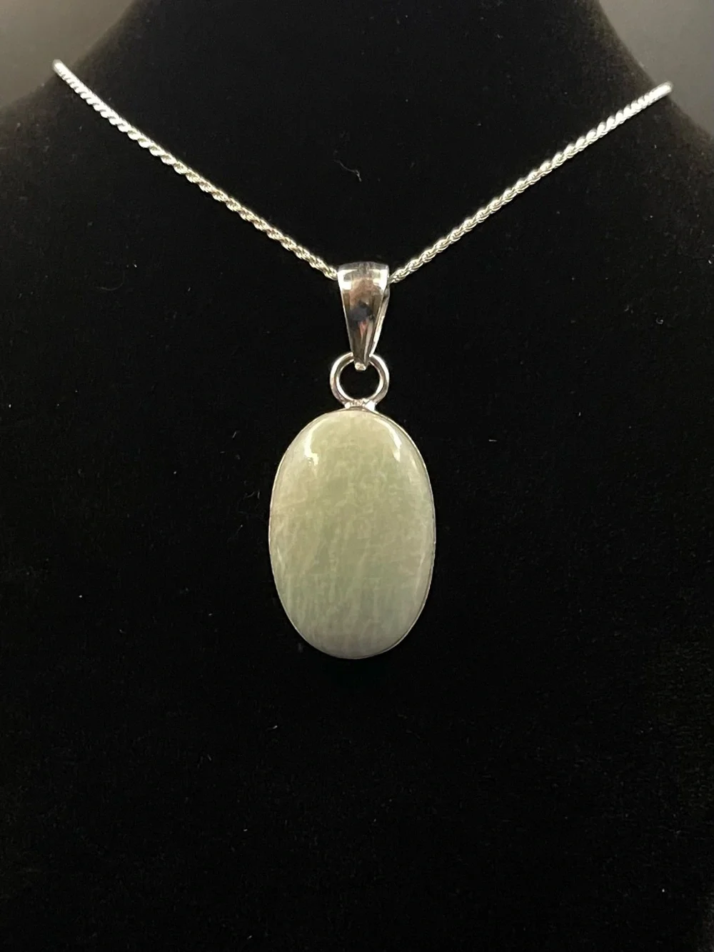Exceptional .925 SS Amazonite handcrafted oval cabachon pendant  10.75 g 30x20mm